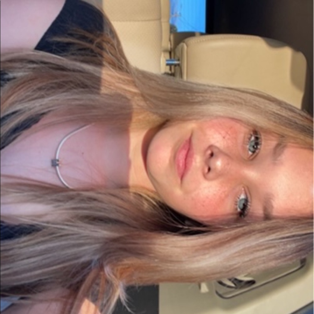 Meet your Posher, Michella